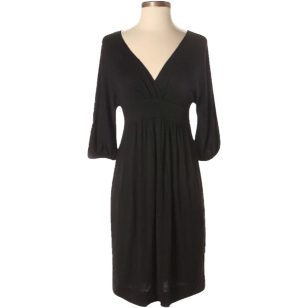 VINCE v-neck criss cross knit dress L
